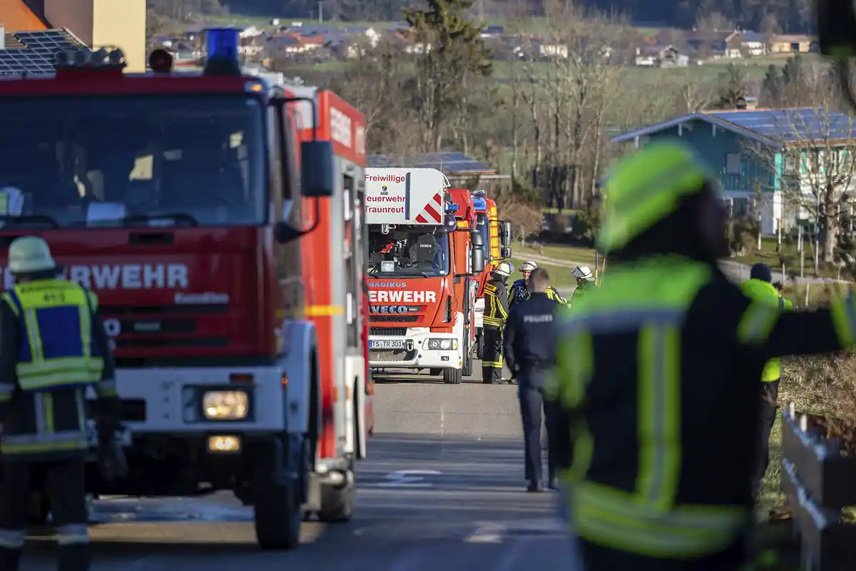 Übersichtsfotos Kellerbrand Haßmoning Musterfoto Feuerwehren